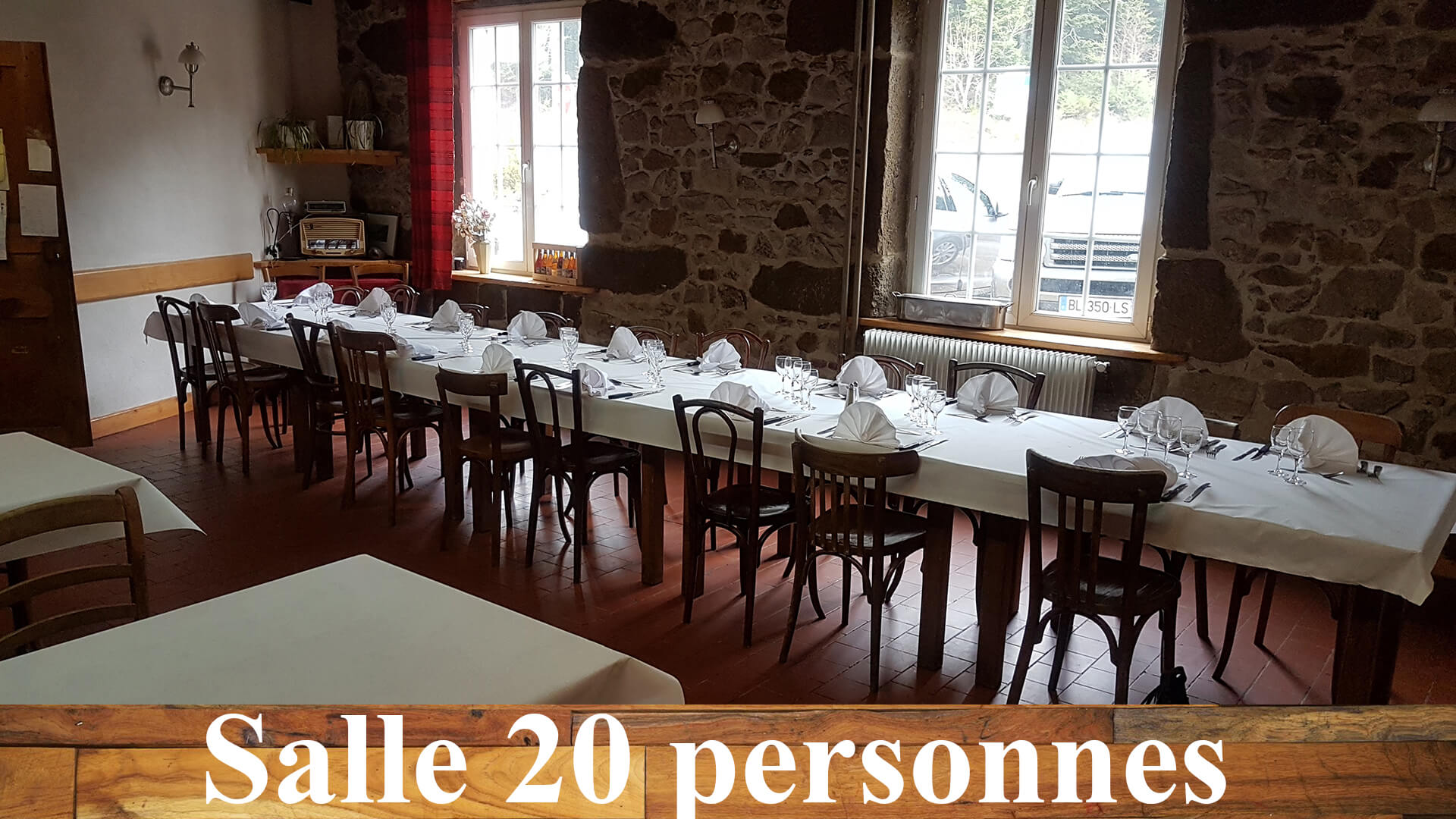 salle pour 20 personnes